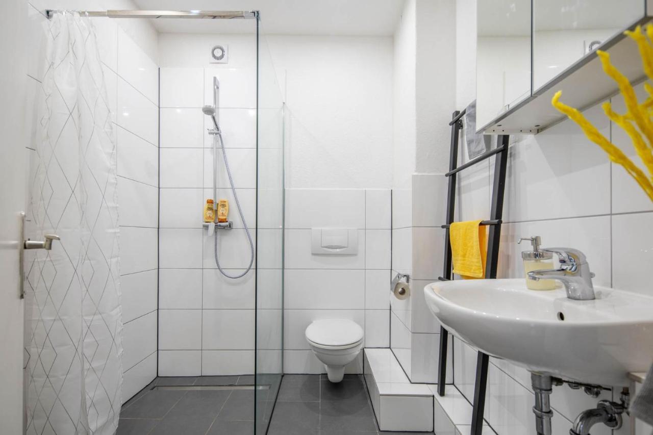 Studio Loft With Walk-In Rain-Shower Apartment Hamburg Luaran gambar